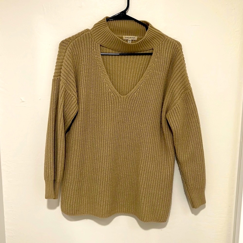 Cut Out Woven Swearer